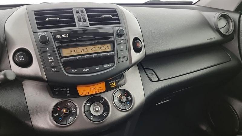 Toyota RAV4 RAV4 2.2 D-CAT A/T 4WD Lounge