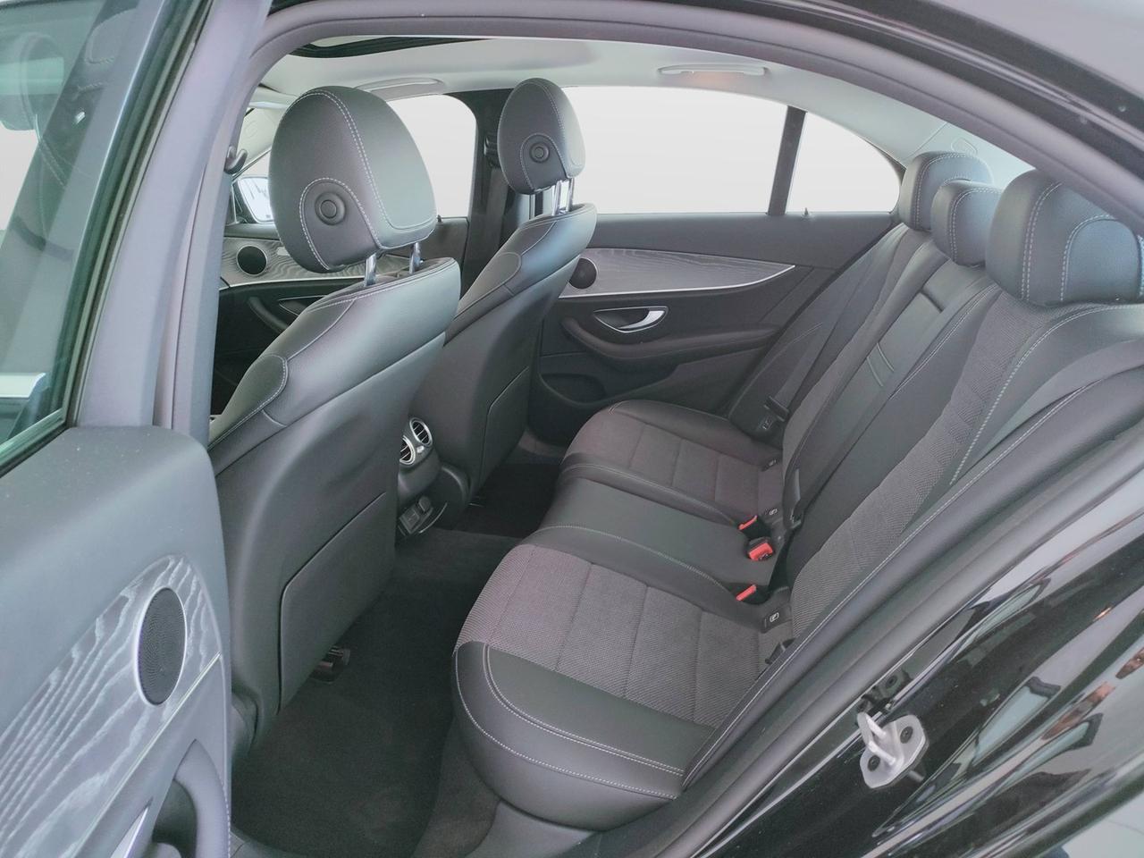 Mercedes-Benz Classe E - W213 Berlina - E 220 d Business Sport 4matic auto my20