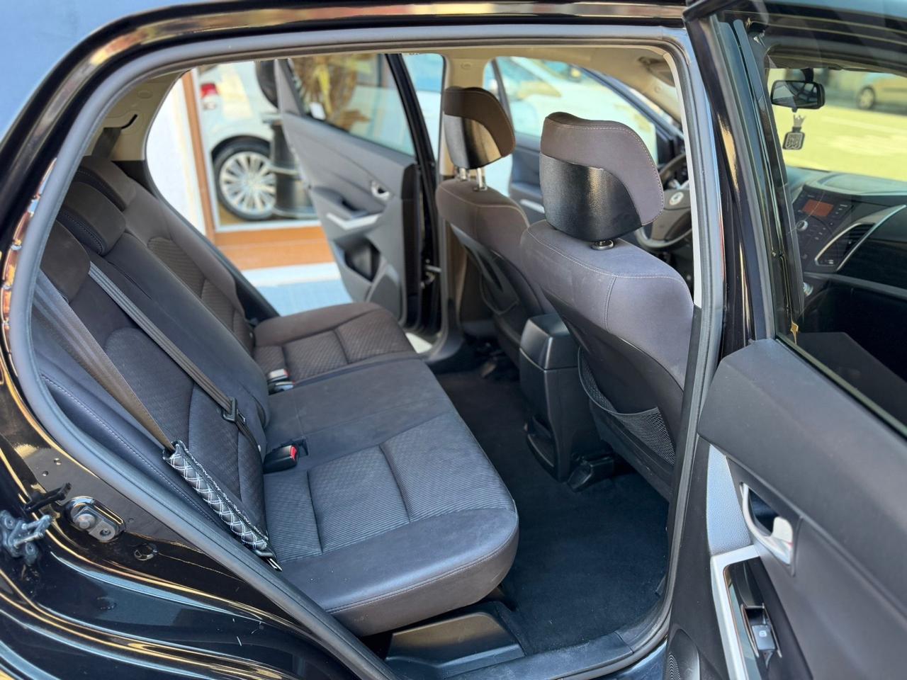 Ssangyong Korando 2.0 AWD MT Benzina+GPL Plus