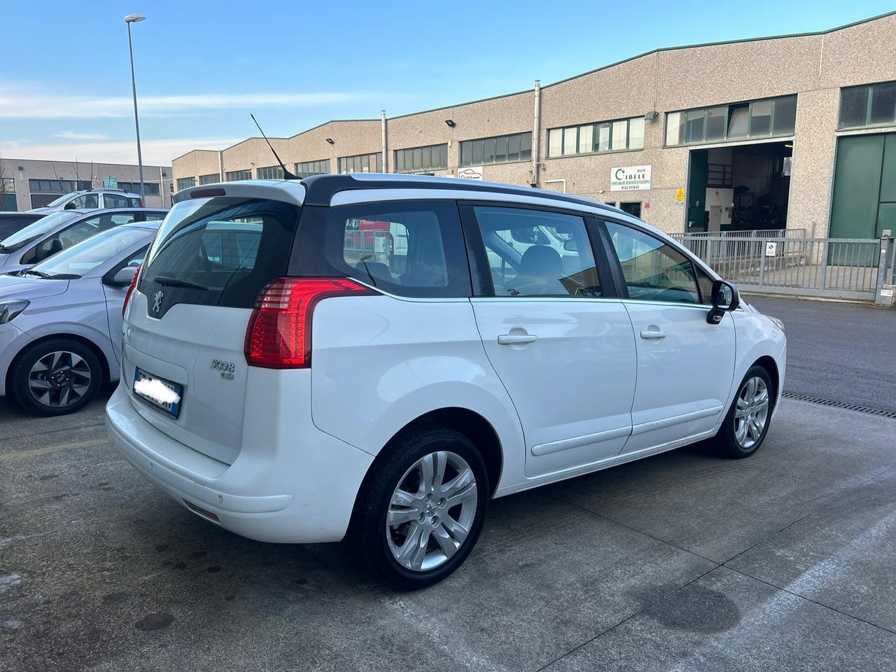 Peugeot 5008 1.6 e-HDi 115CV Stop&Start cambio aut.7POSTI