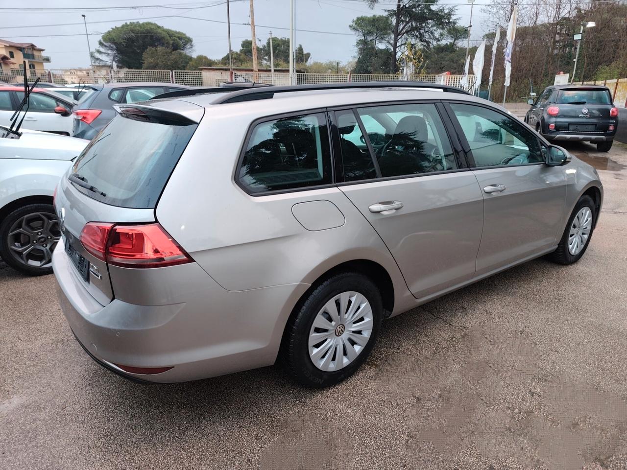 Volkswagen Golf Variant 1.6 TDI STATION WAGON