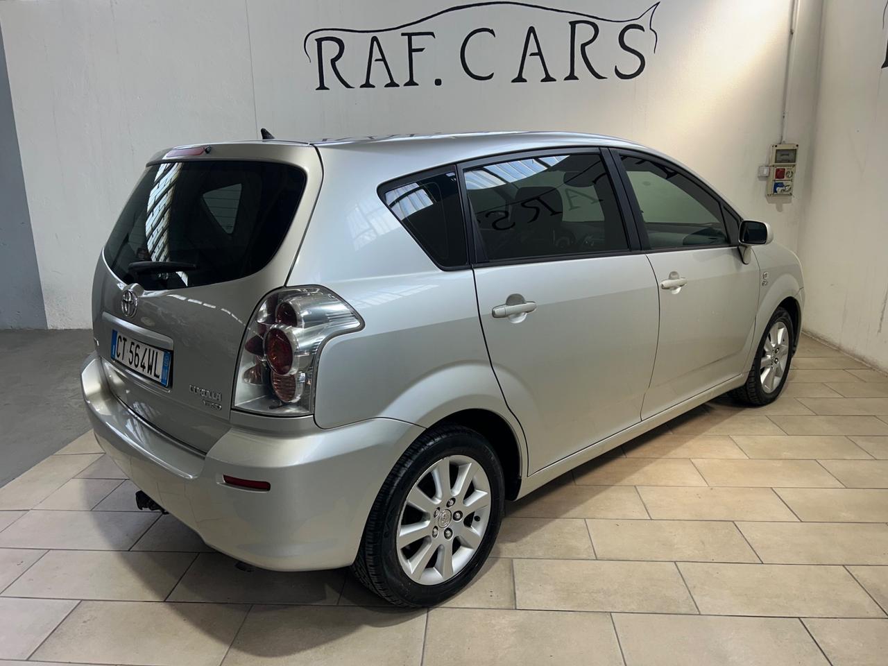 Toyota Corolla 2.0 16V D-4D 5 porte