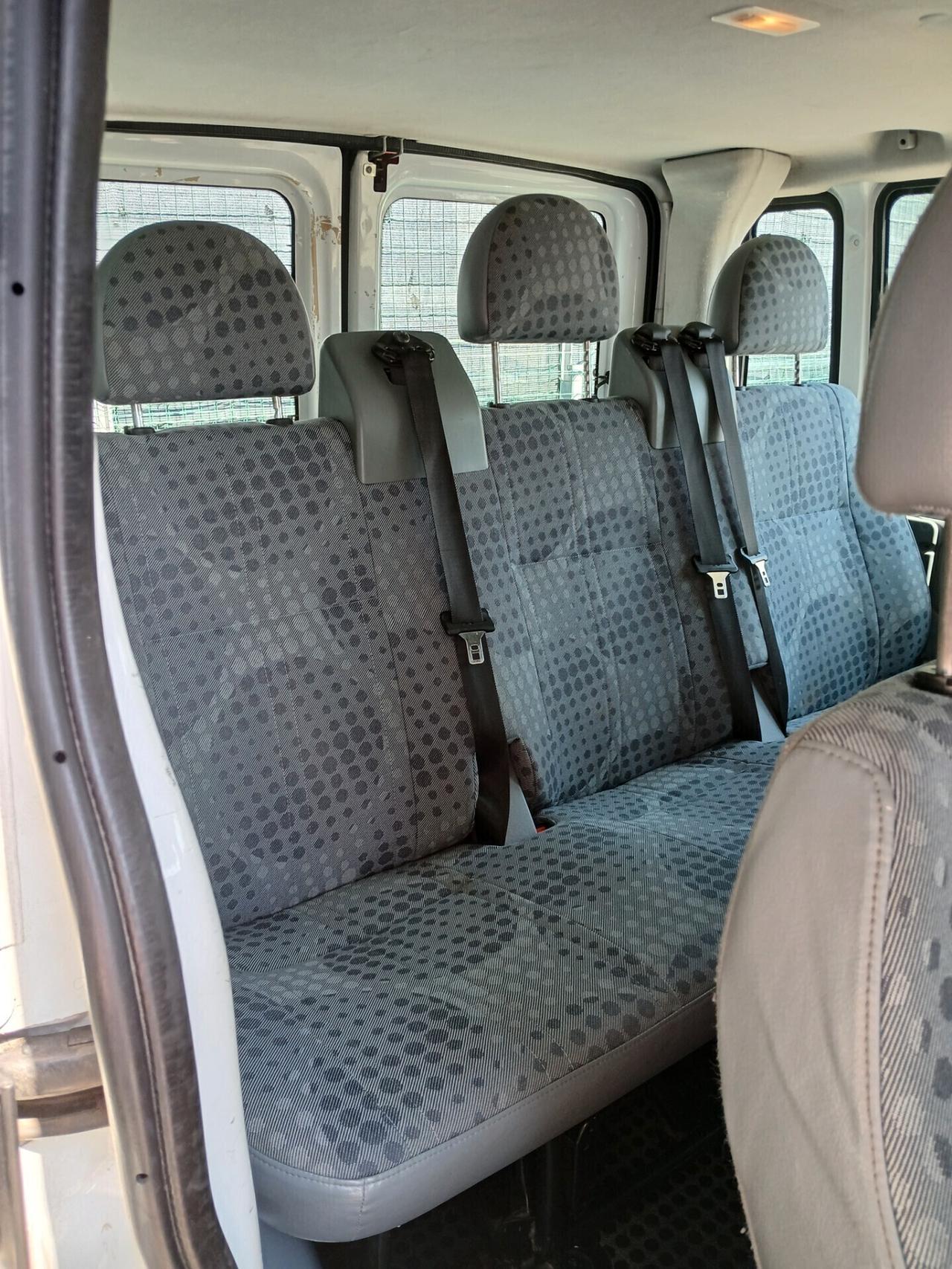 Ford Transit/Tourneo/Bus Transit 330S 2.2 TDCi/140 PC-TN Combi