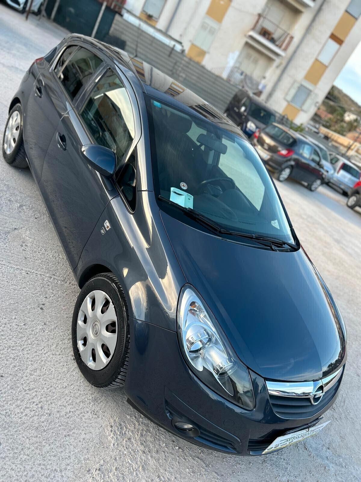 Opel Corsa 1.2 80CV 5 porte GPL-TECH Edition