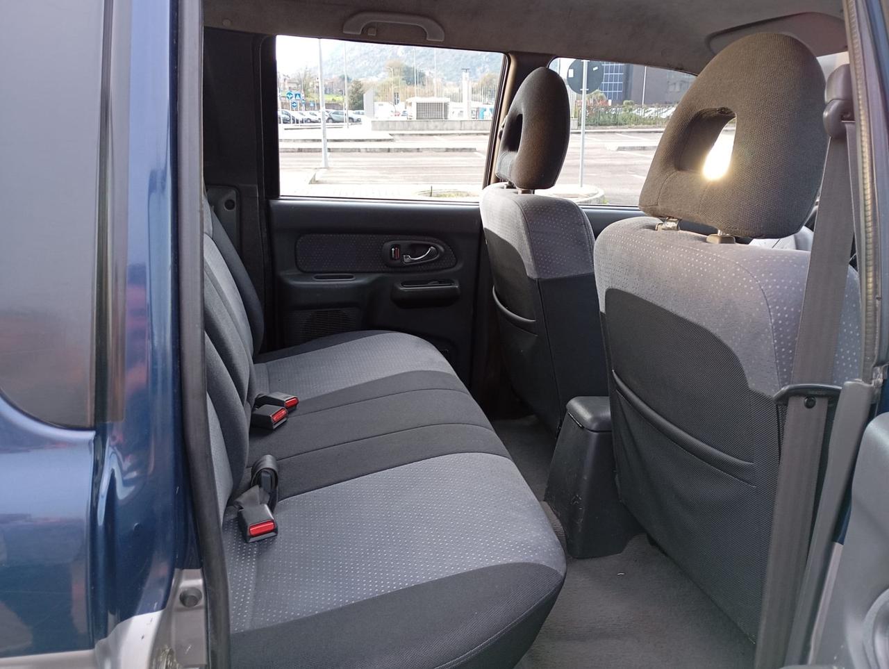 Mitsubishi L200 2.5 TDI 4WD Double Cab Pup. GLS T.