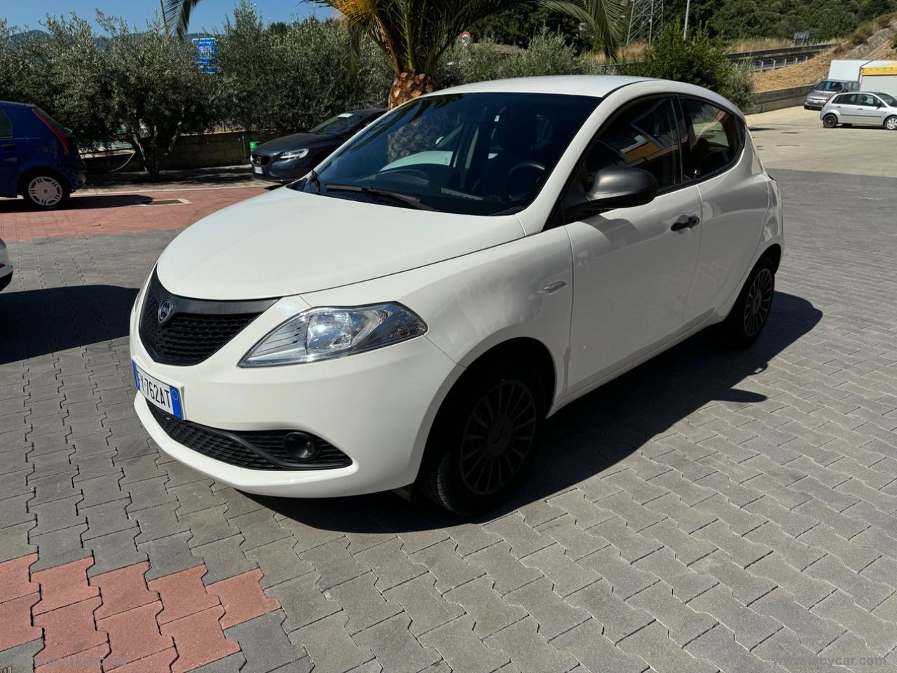 LANCIA Ypsilon 1.2 69 CV 5p. S&S Gold