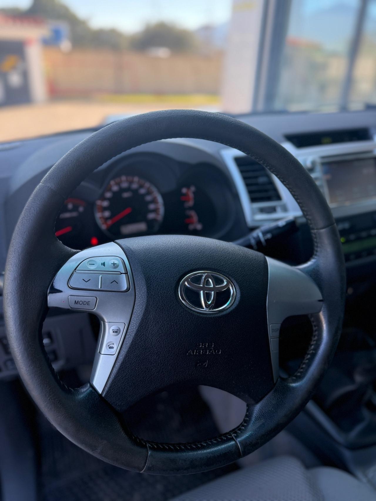 Toyota Hilux 3.0 D-4D 4WD my12"