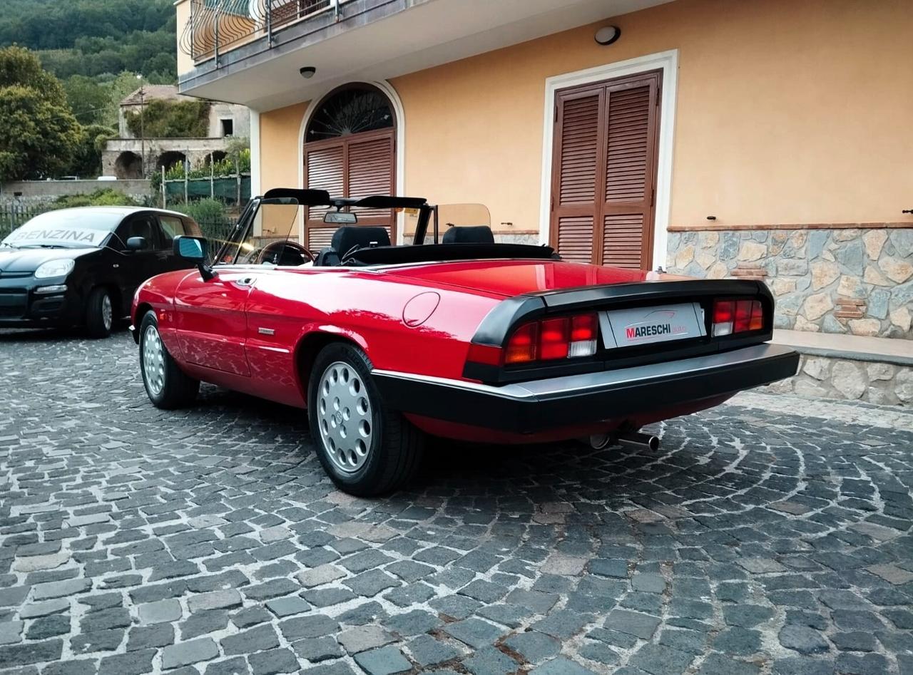 Alfa Romeo Spider 1.6