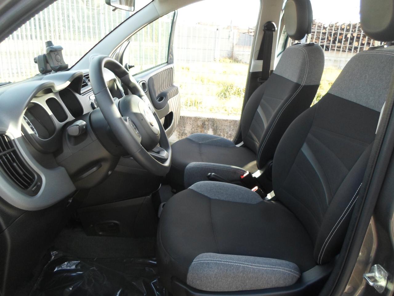 Fiat Panda 1.0 FireFly S&S Hybrid Red