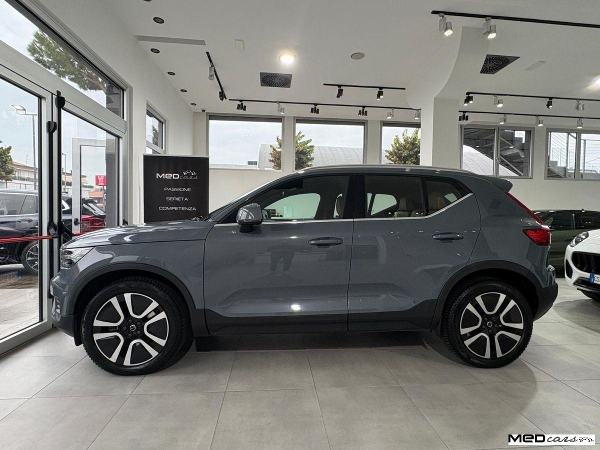 VOLVO - XC40 - B4 AWD Geartronic Inscription