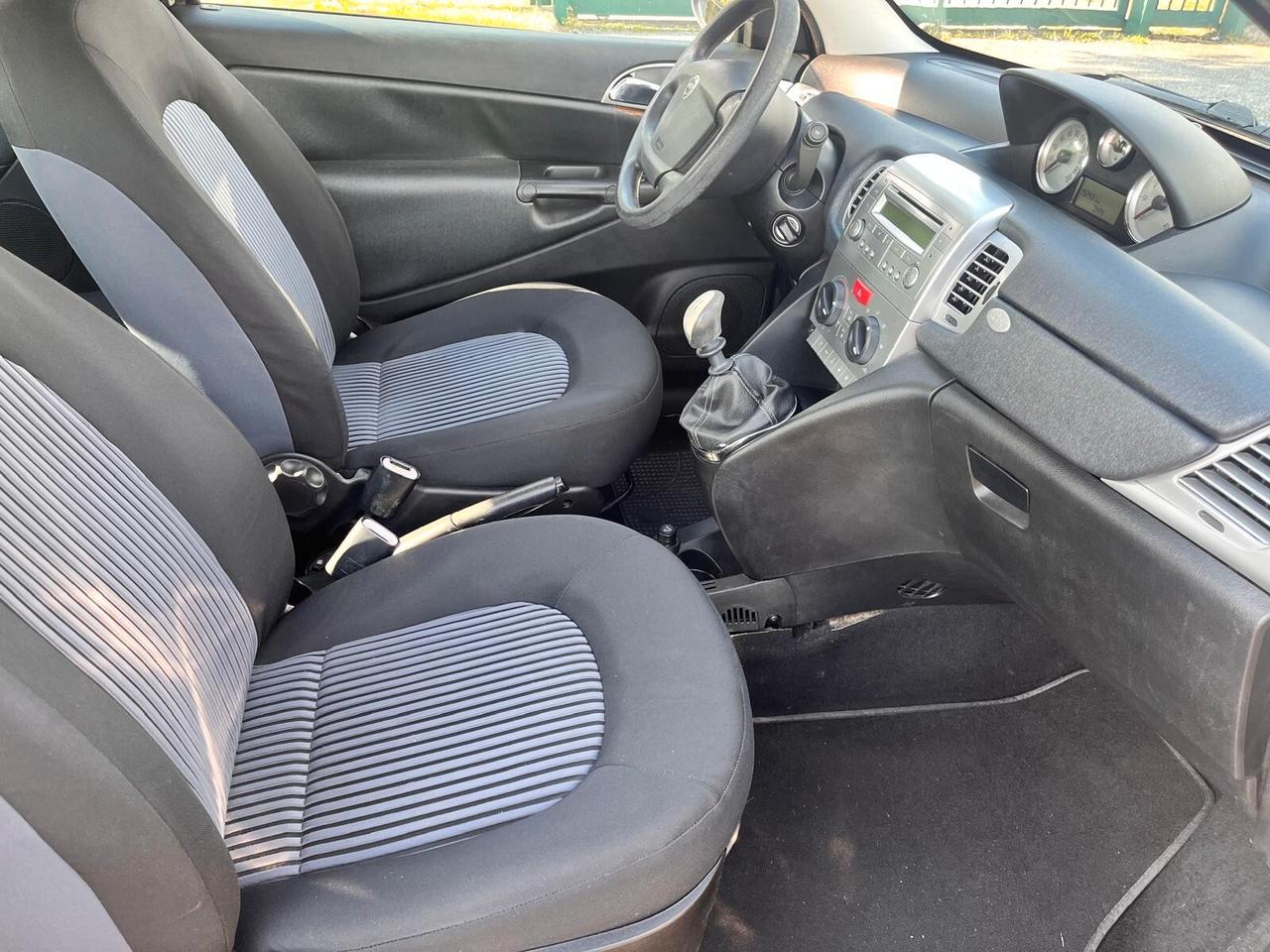 Lancia Ypsilon 1.2 Platino