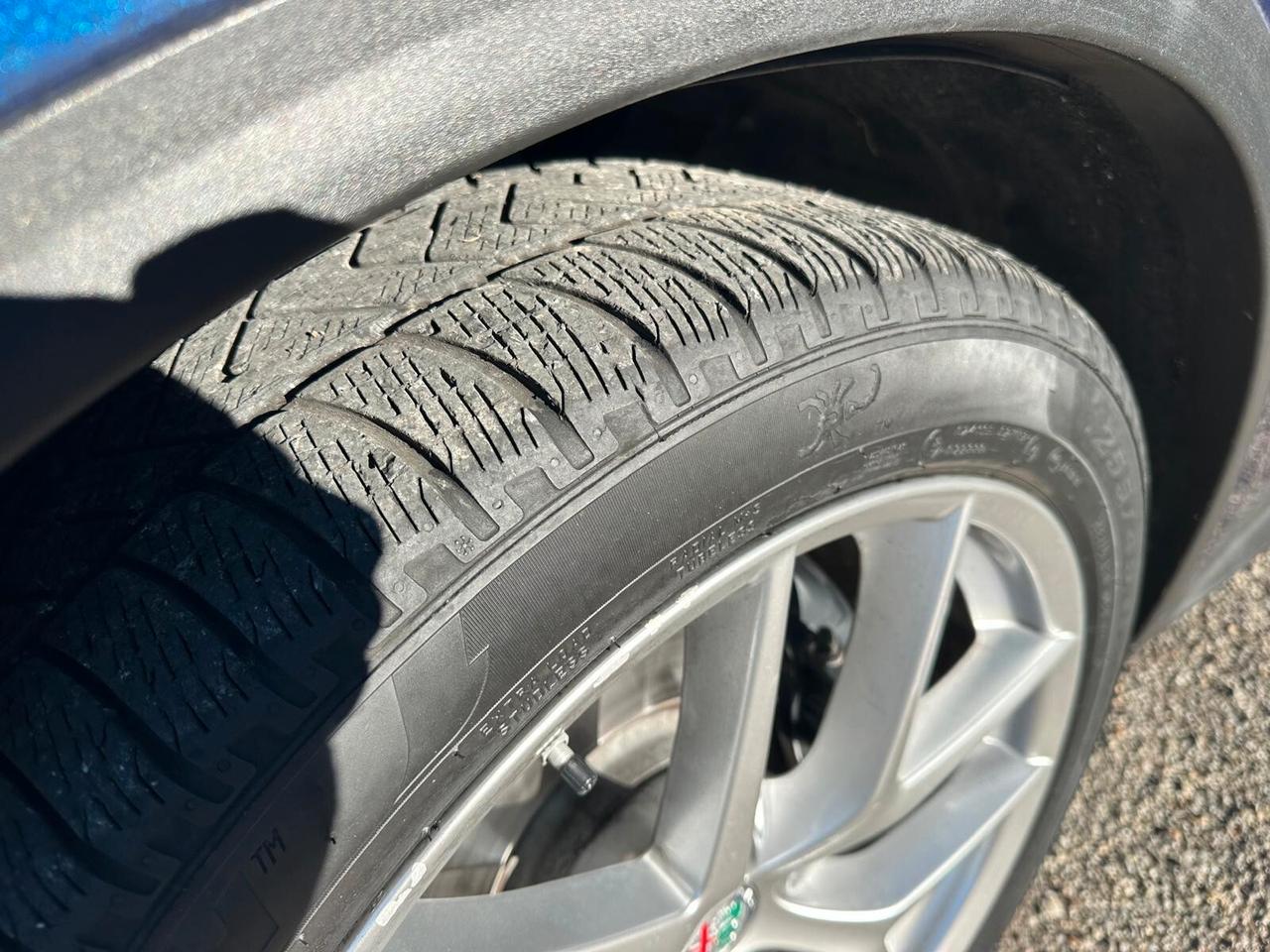 Alfa Romeo Stelvio 2020 2.2D 190 CV AT8