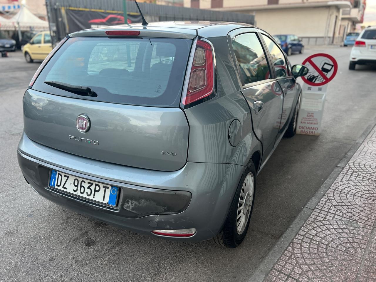 Fiat Punto evo 1.4 benzina/GPL Anno 2011 km 194000