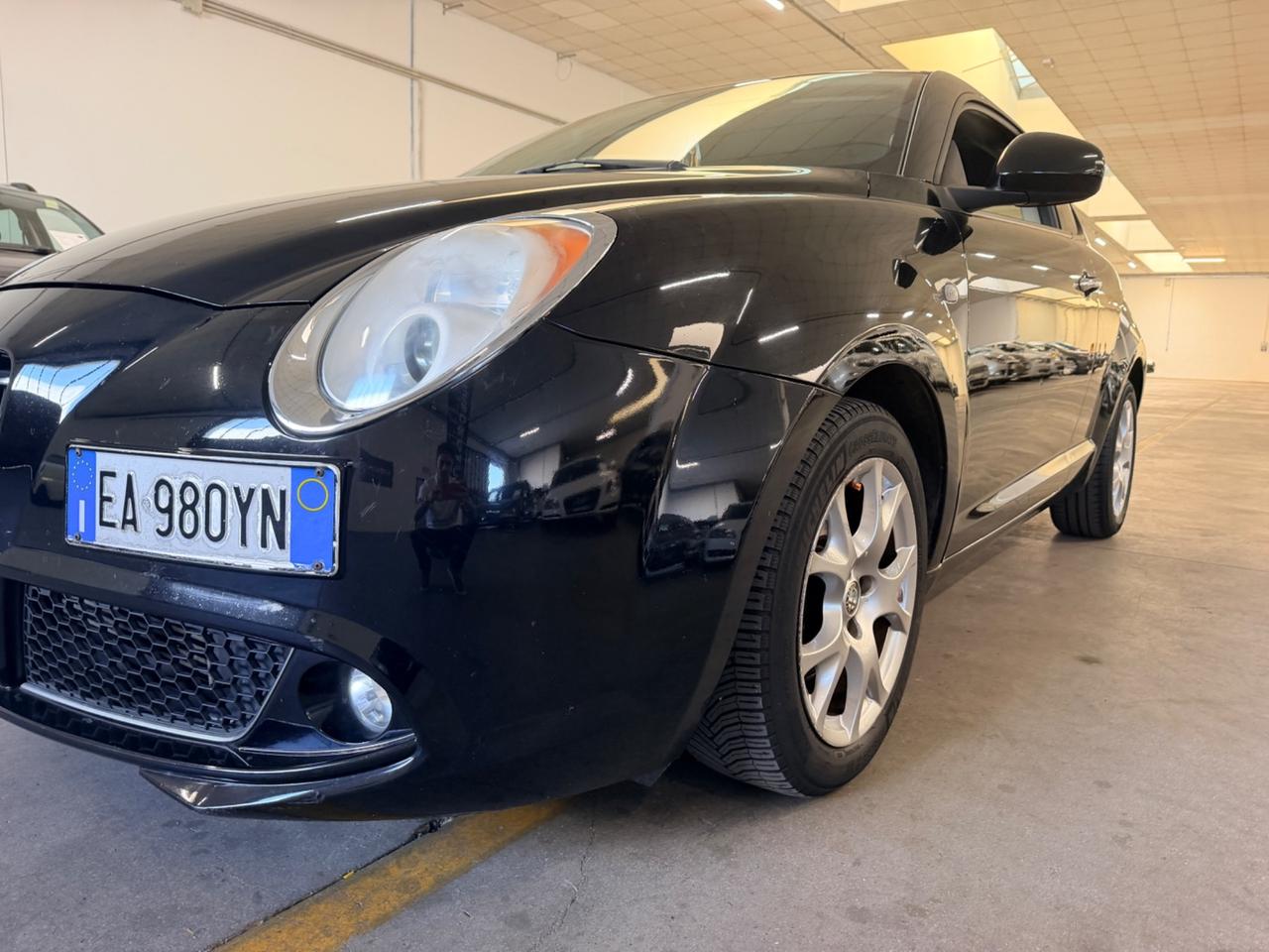 Alfa Romeo MiTo 1.3 JTDm-2 95 CV S&S Distinctive Sport Pack