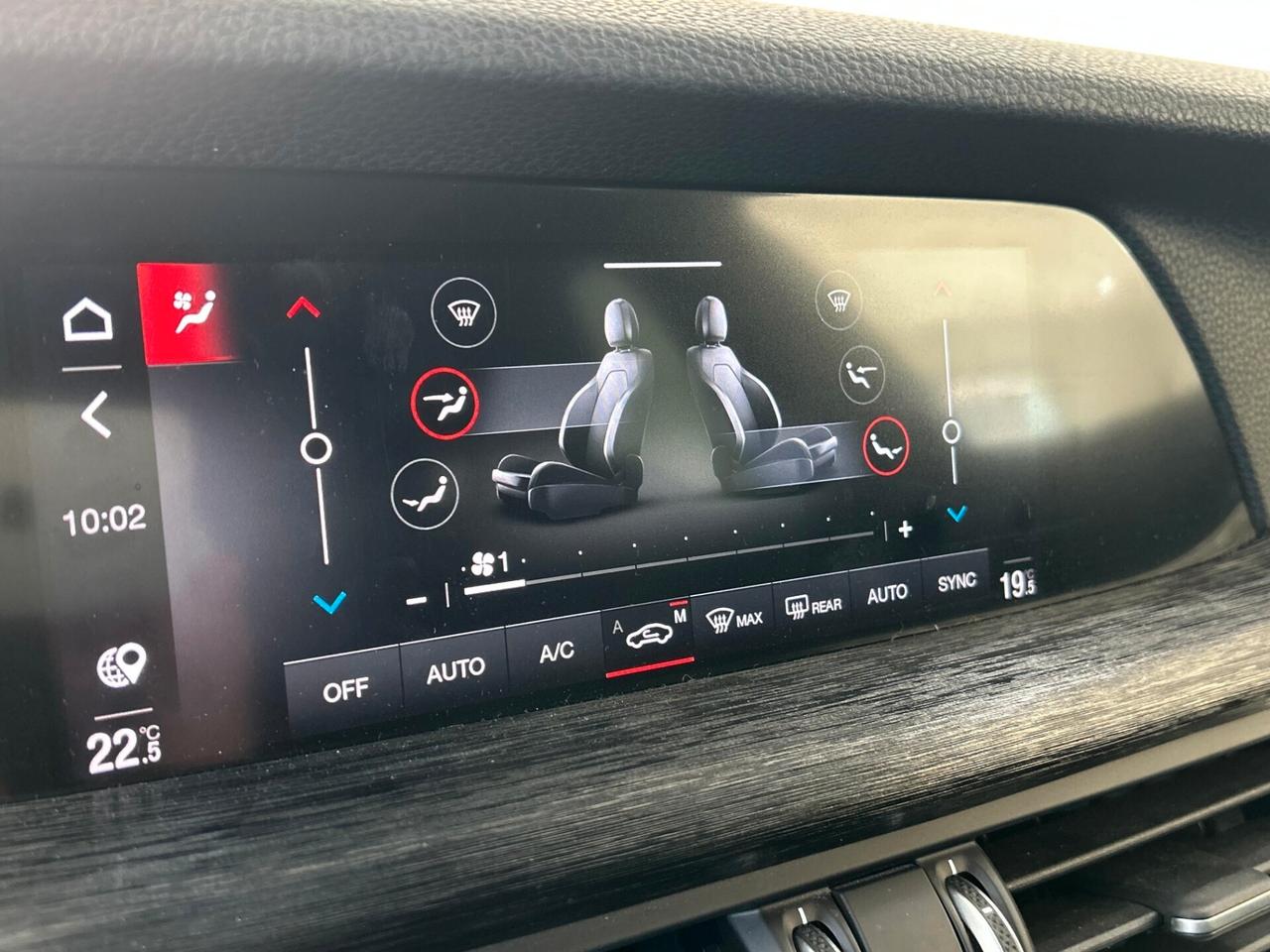 Alfa Romeo Stelvio 2.2 Turbodiesel 160 CV AT8 RWD Business