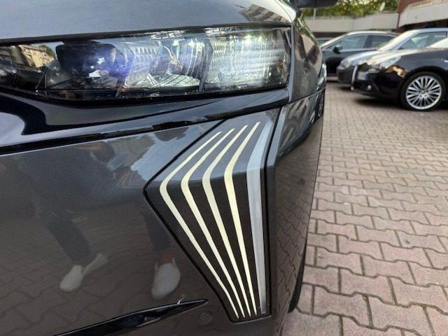 DS AUTOMOBILES DS 7 Crossback E-Tense Performance Line