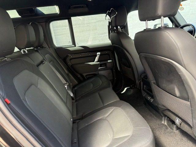 LAND ROVER Defender 110 3.0D I6 200 CV AWD Auto X-Dynamic SE AUTOCARRO