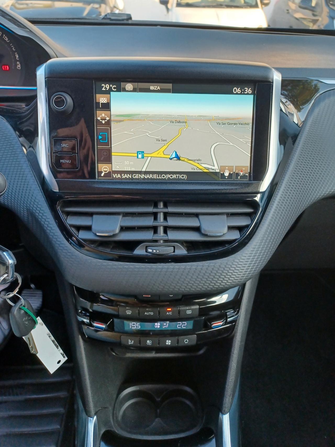 Peugeot 2008 1.6 HDI ALLURE PARI AL NUOVO