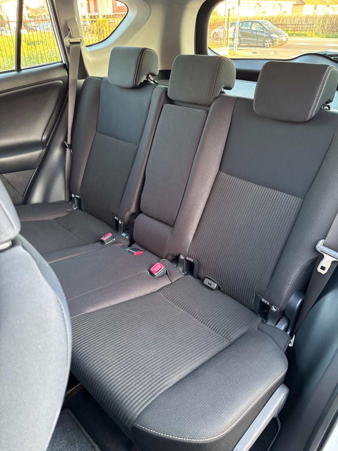 Toyota RAV 4 RAV4 2.0 D-4D 2WD Active