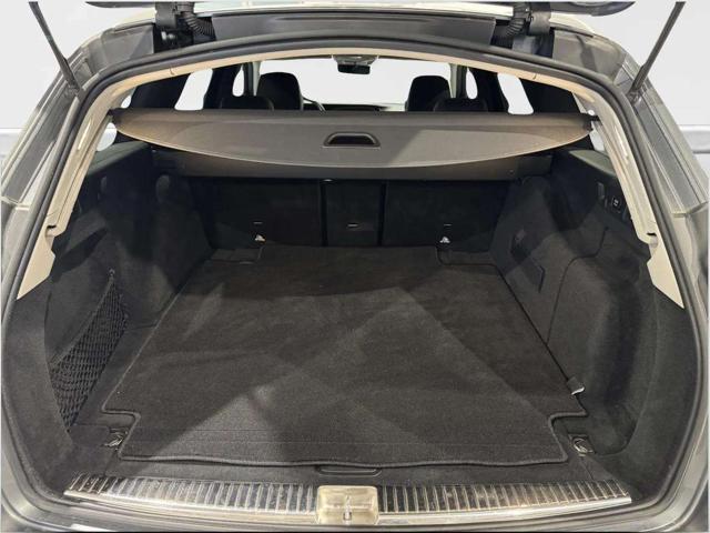 MERCEDES-BENZ E 220 d S.W. 4Matic Auto Premium