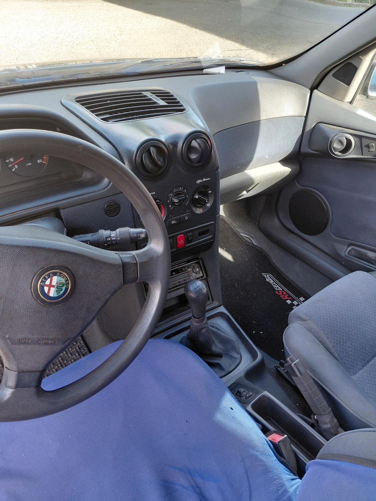 Alfa Romeo 145 1.4i 16V Twin Spark cat