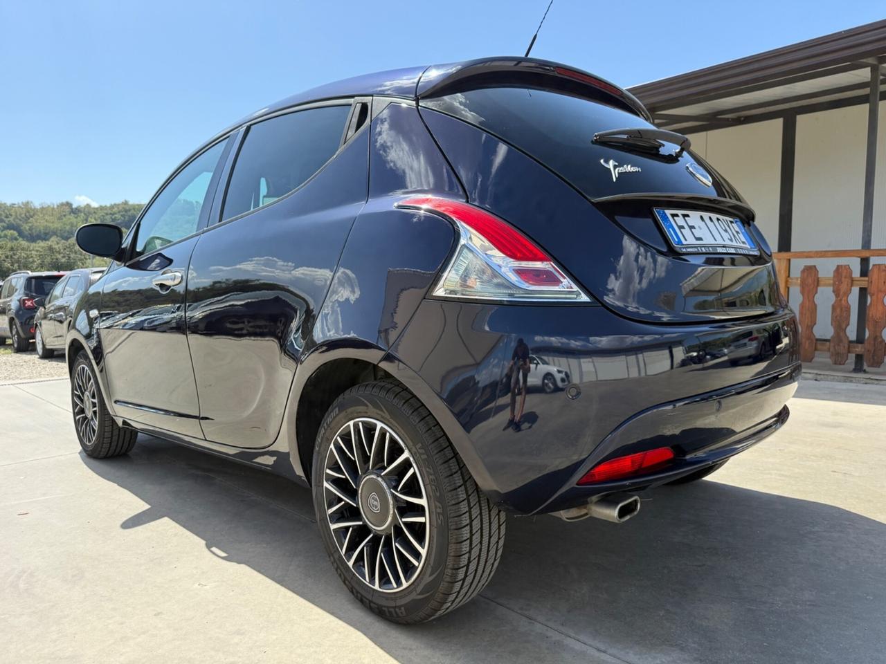 Lancia Ypsilon 1.3 MJT 16V 95 CV 5 porte S&S Plati