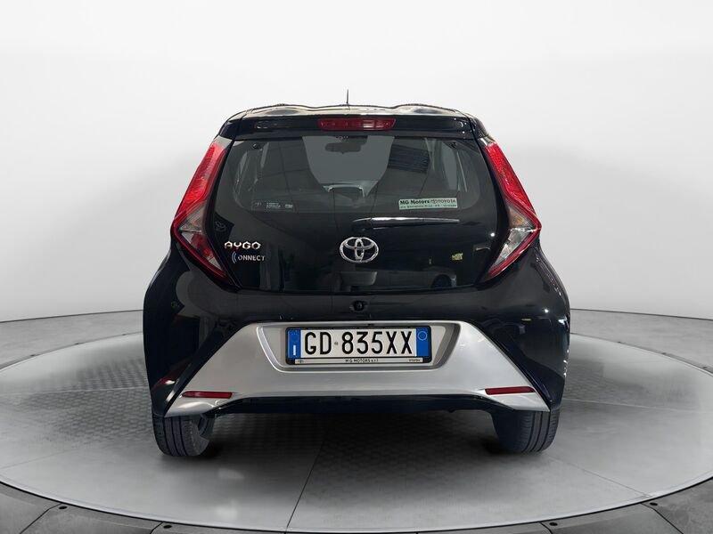 Toyota Aygo Aygo Connect 1.0 VVT-i 72 CV 5 porte x-play