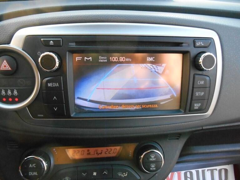 Toyota Yaris 1.0 5 porte X NEOPATENTATI