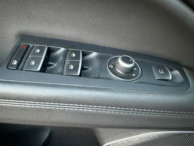 Alfa Romeo Stelvio 2.2 Turbodiesel 160 CV AT8 RWD Business