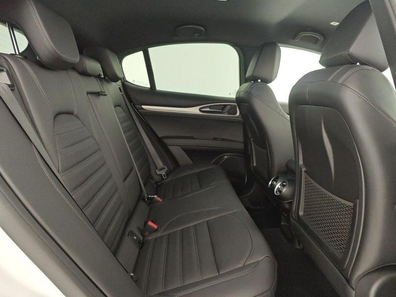 Alfa Romeo Stelvio 2.2 Turbodiesel 210 CV AT8 Q4 Veloce