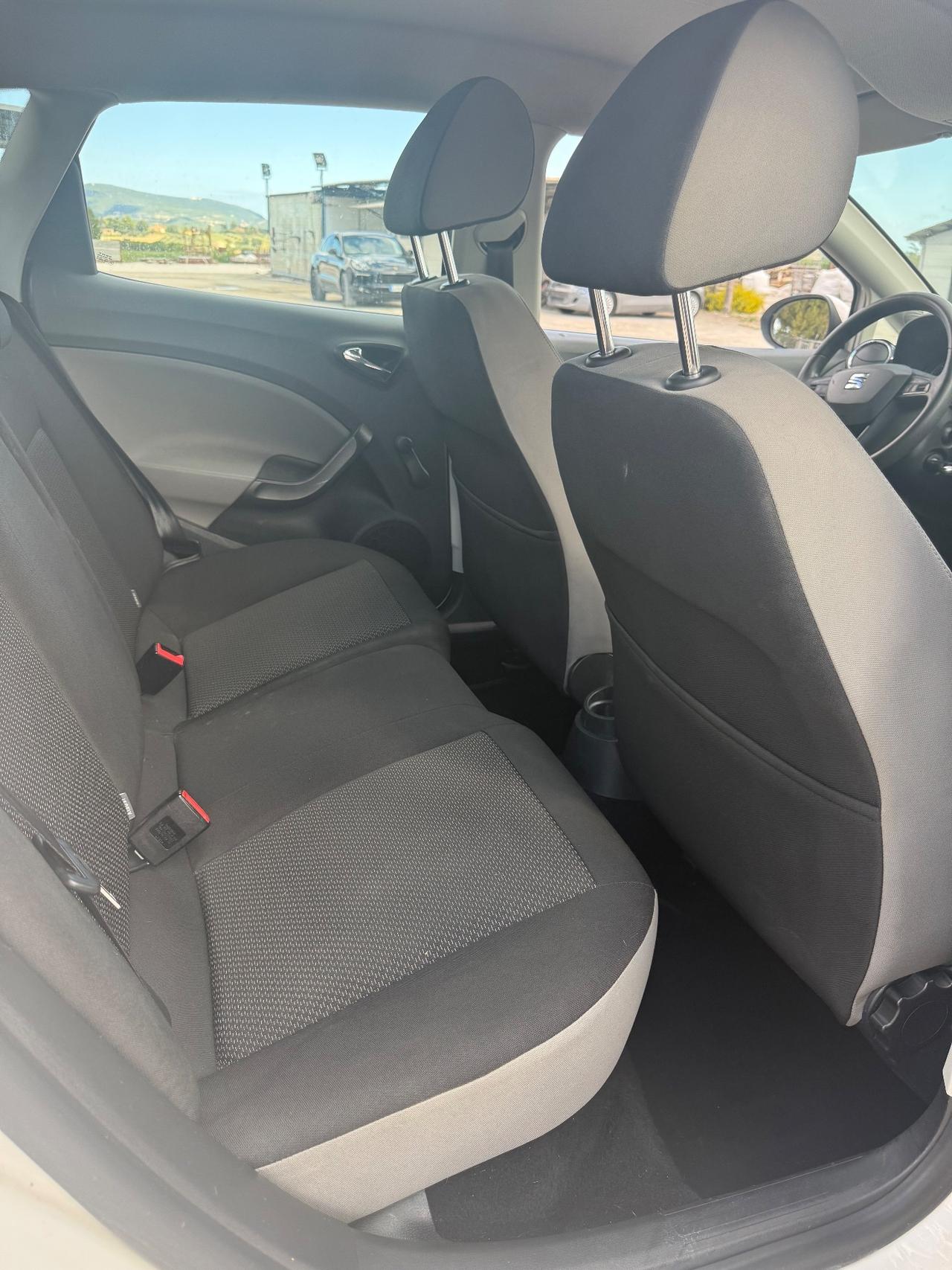 Seat Ibiza Leon 1.4 TDi 75cv EURO6B Neopatentati