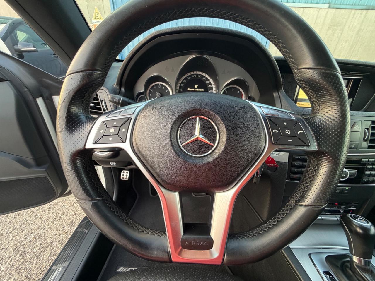 Mercedes-benz E 220 CDI BlueEFFICIENCY Elegance