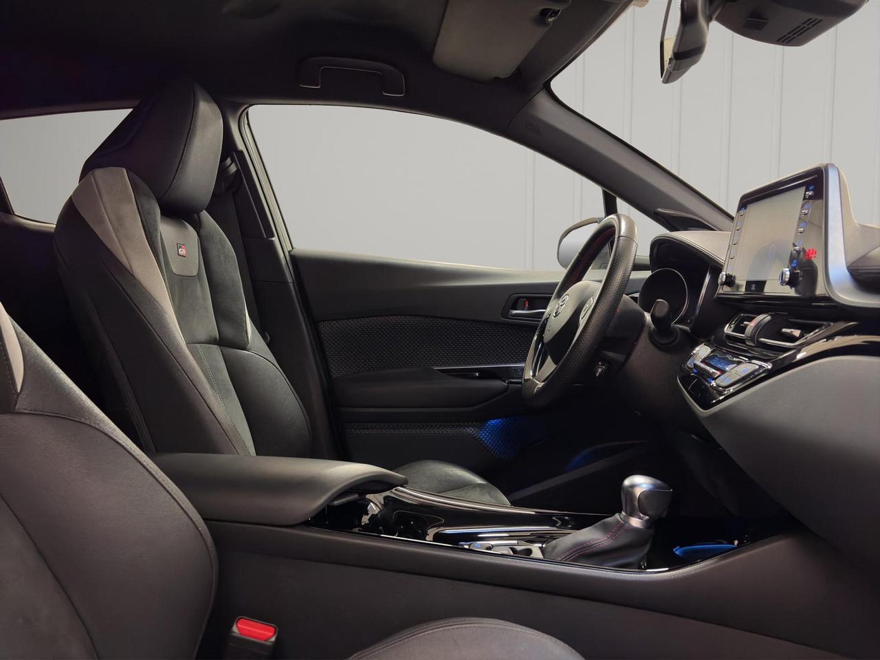 Toyota C-HR 2.0h GR Sport e-cvt