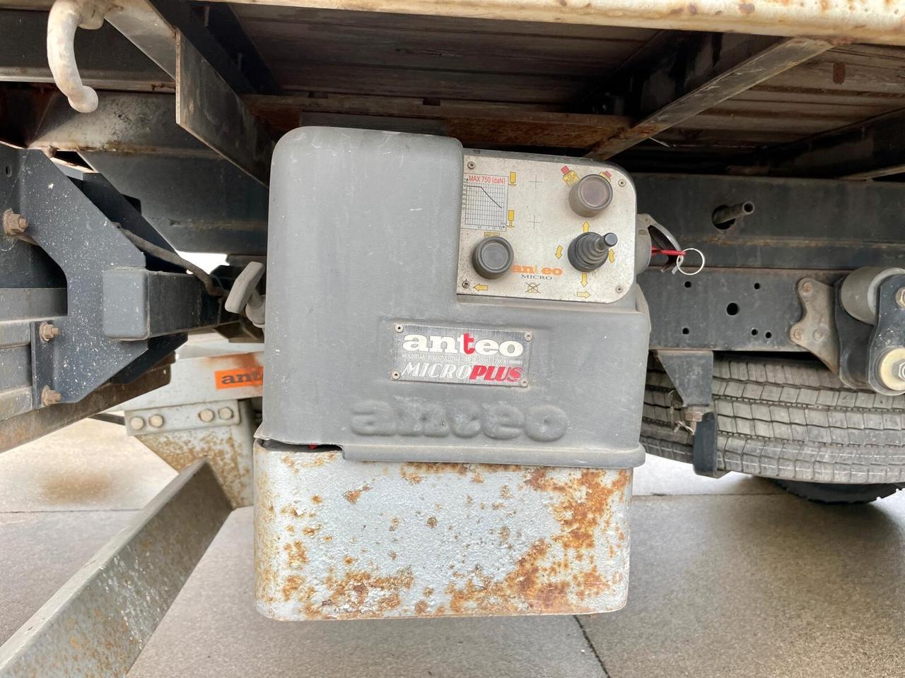 Mercedes Benz VARIO 815D