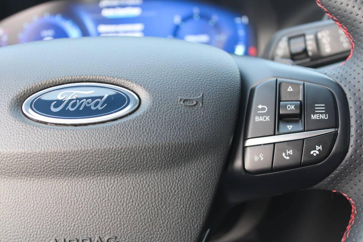 Ford Kuga 2.0 ecoblue ST-Line 2wd 120cv AUTO con CarPlay