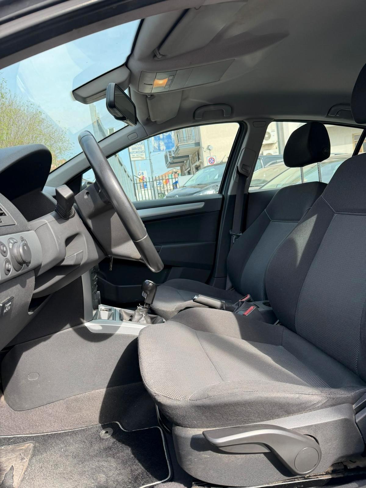 Opel Astra 1.4 Turbo 140CV 5 porte Cosmo