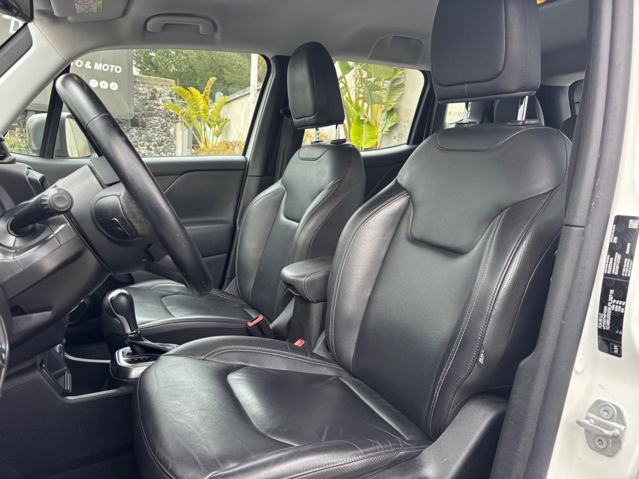 Jeep Renegade 1.6 Mjt cambio automatico-2020