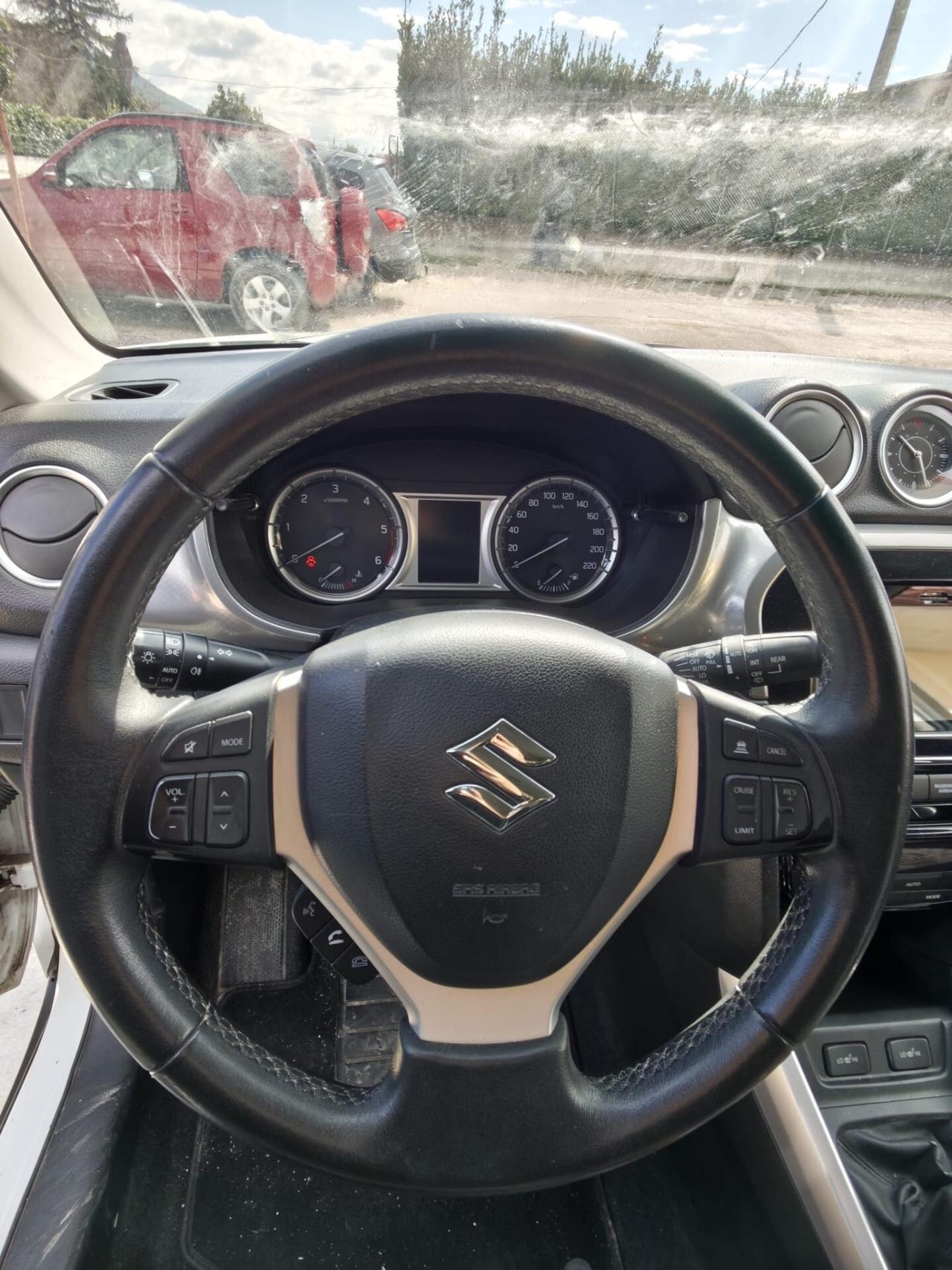 Suzuki Vitara 1.6 DDiS 4WD garantita 12 mesi