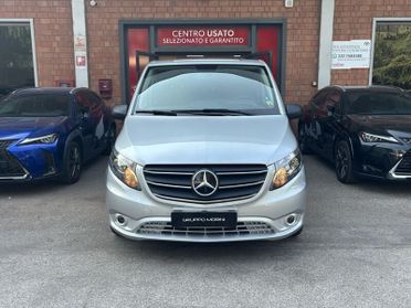 Mercedes-Benz Vito 114 CDI PC Mixto Compact Autocarro N1 con posti