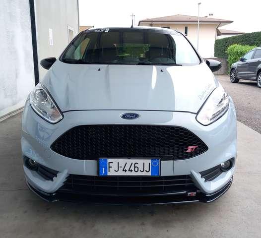 Ford Fiesta 3p 1.6 ST 200cv