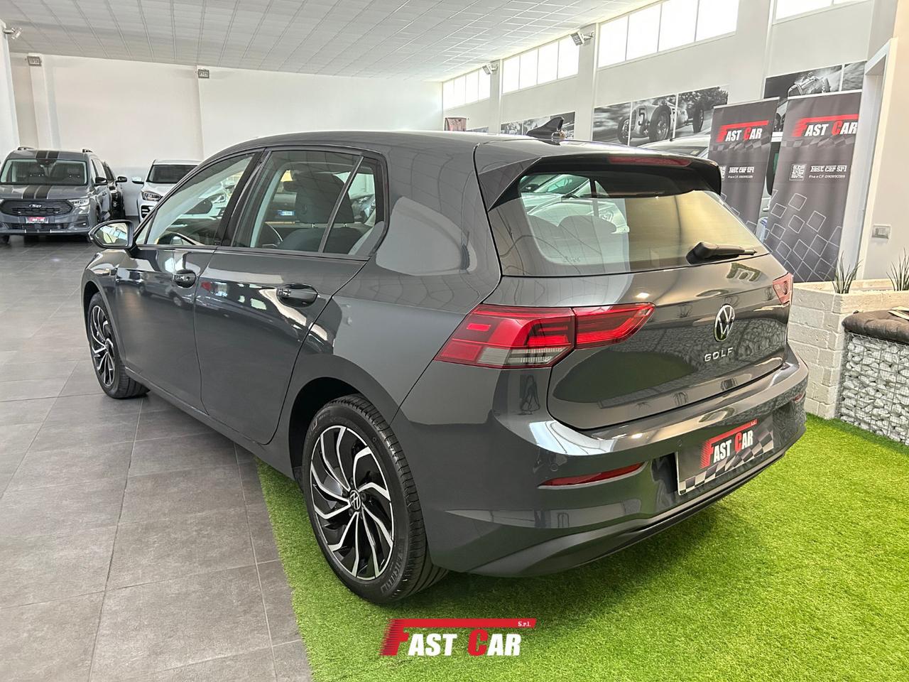 Volkswagen Golf 1.0 TSI EVO Life