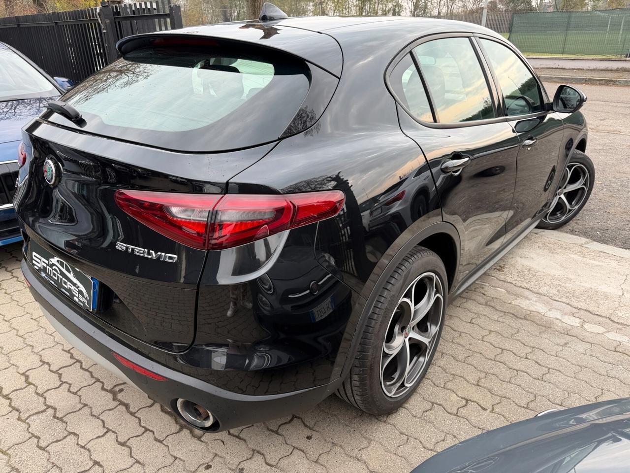 Alfa Romeo Stelvio 2.2 Turbodiesel 190 CV AT8 Q4 Super