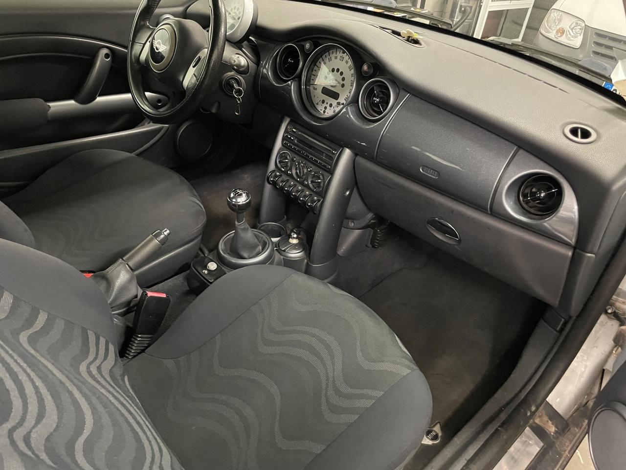 Mini 1.6 16V One de luxe NEOPATENTATI