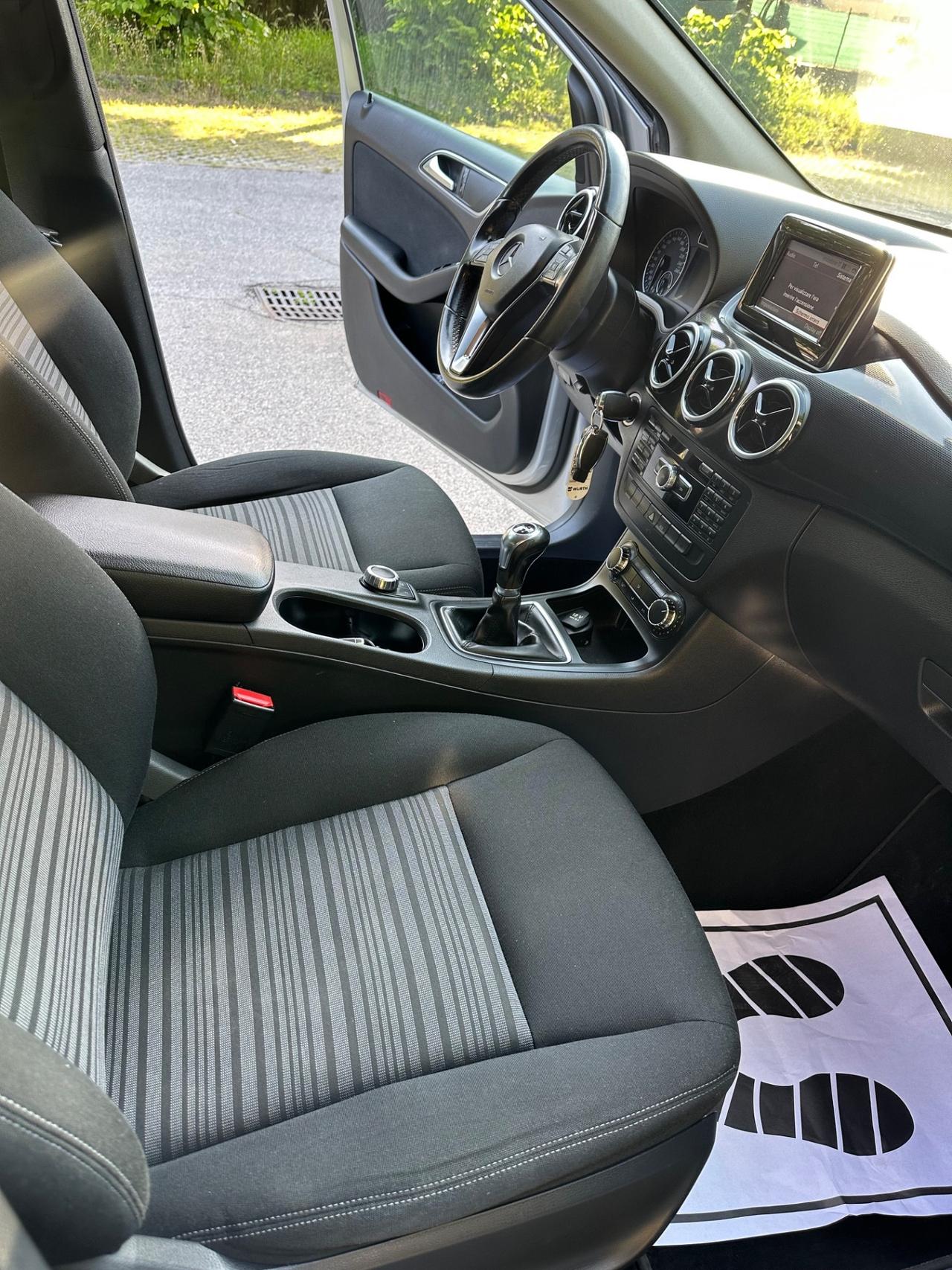 Mercedes-benz B 180 CDI Premium