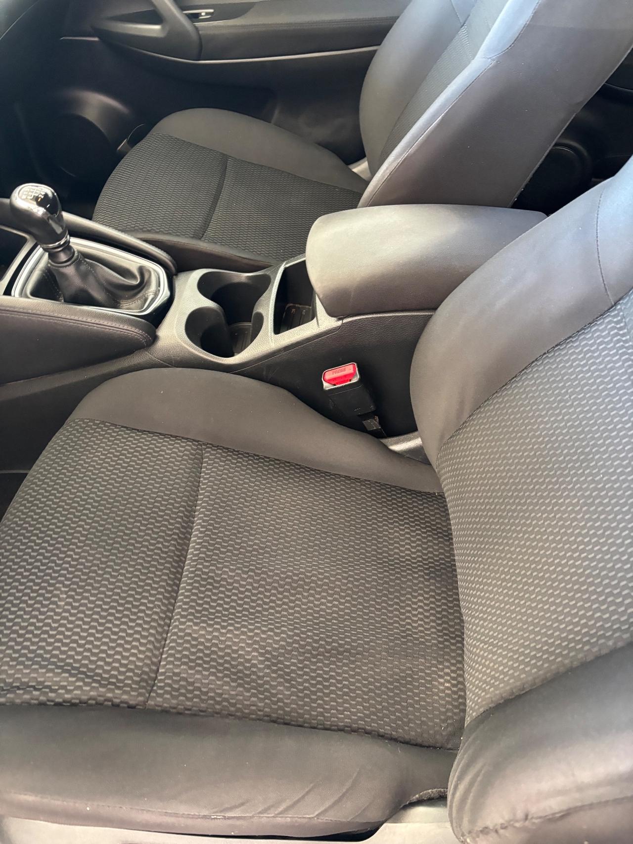 Nissan Qashqai 1.5 dCi Visia