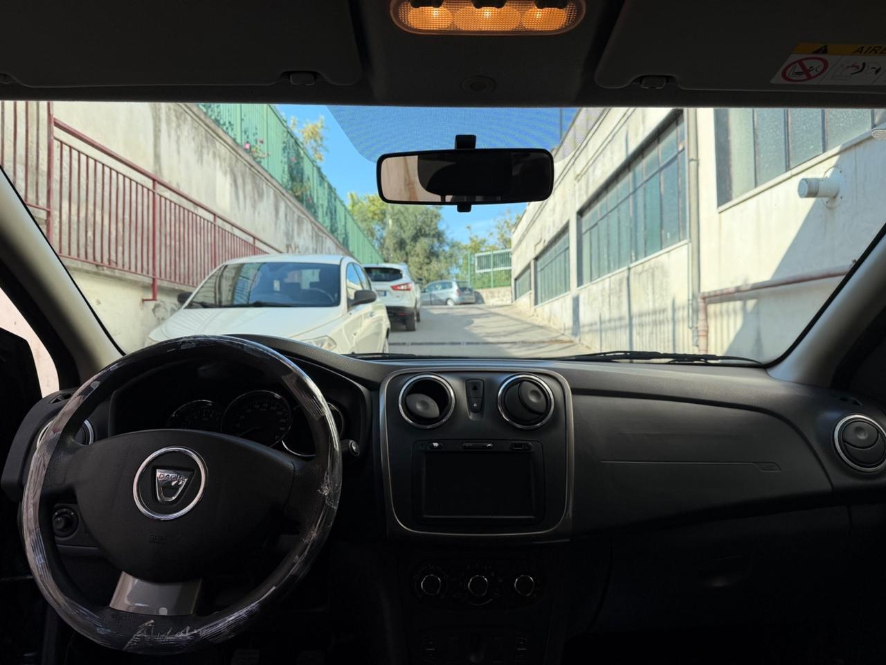 Dacia Sandero Laureate