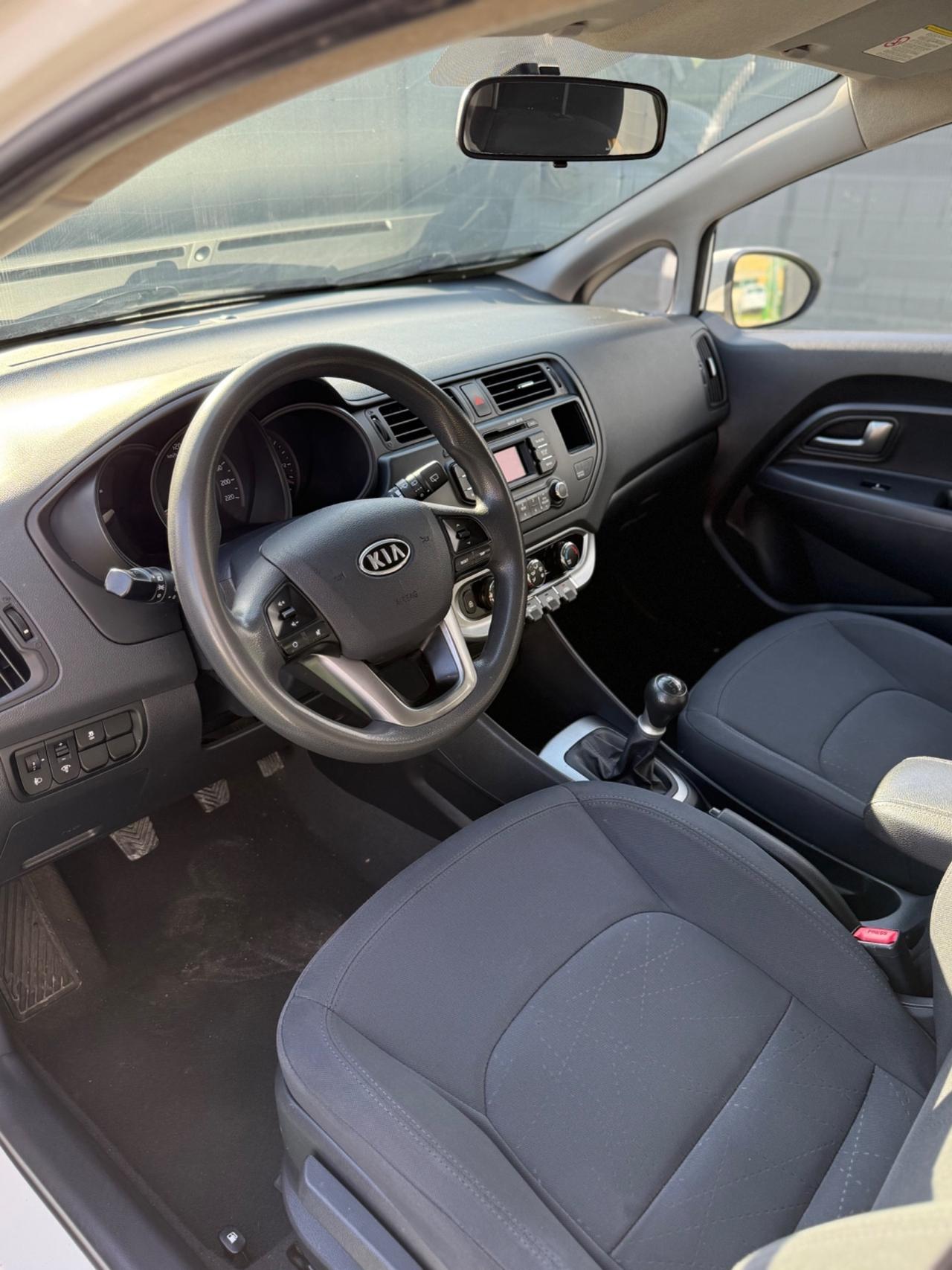 Kia RIO 1.2 BENZINA 2013 UNICOPROPRIETARIO NEOPATENTATI