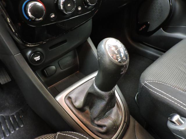 RENAULT Clio 1.2 75CV 5 porte Live