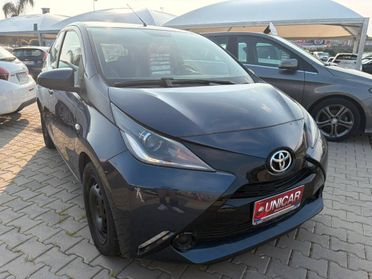 Toyota Aygo 1.0 x-pure 5p