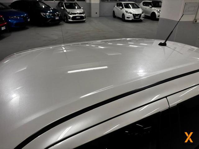 SUZUKI Swift 1.2 Hybrid Top